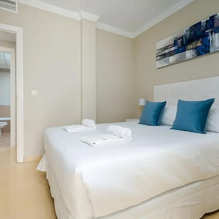 1 Bedroom Golden Banus, Walk Everywhere! Rdr305 * Marbella