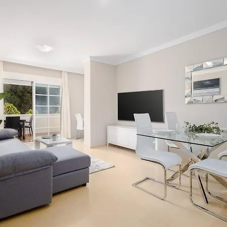 Apartment 1 Bedroom Golden Banus, Walk Everywhere! Rdr305