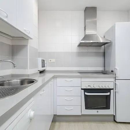1 Bedroom Golden Banus, Walk Everywhere! Rdr305 Apartment Marbella
